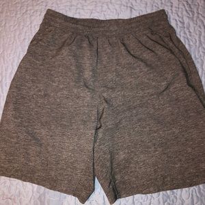Men’s lululemon shorts 7in linerless
